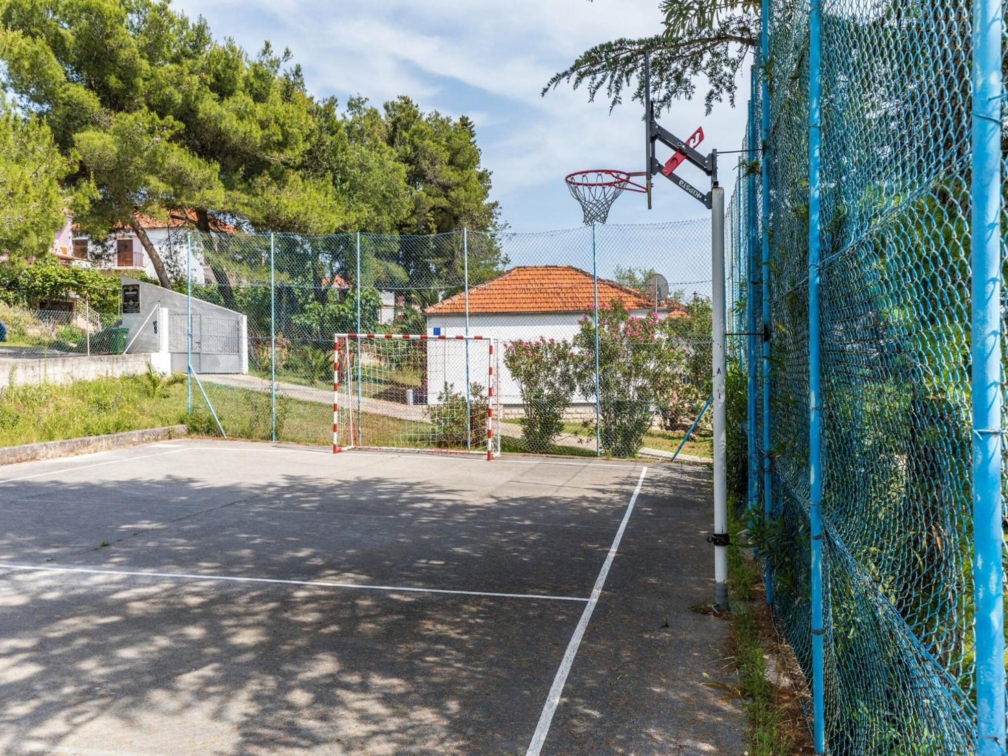 Scenic Holiday Home In Bibinje Near Sea Exterior foto